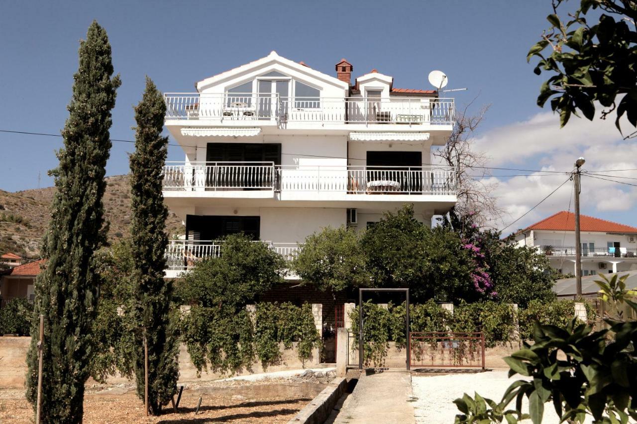 Vila Nataly Trogir Exteriör bild