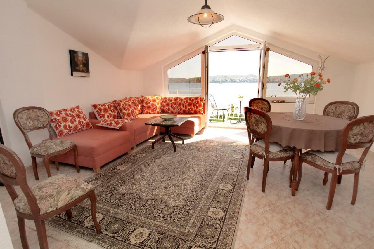 Vila Nataly Trogir Exteriör bild